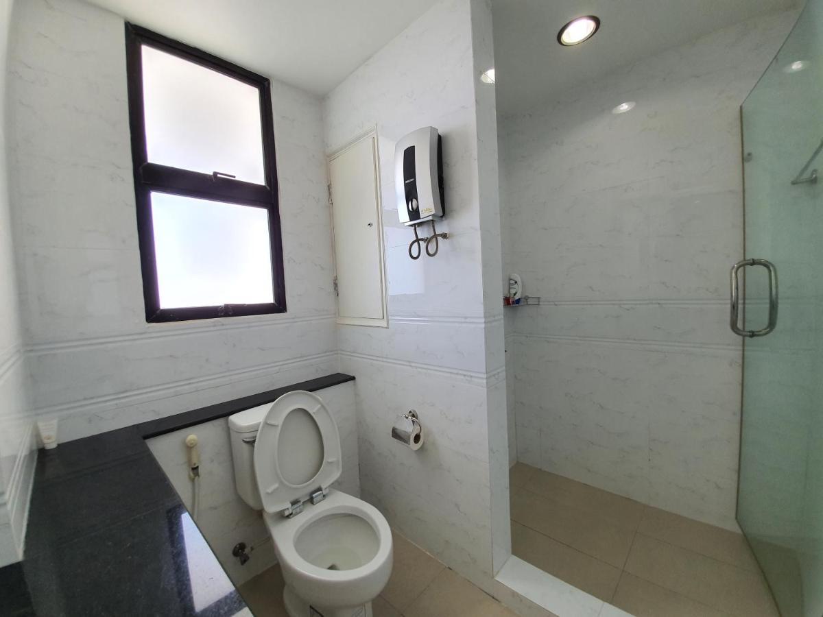 Spacious Room With Ocean & City View Pattaya Exterior foto